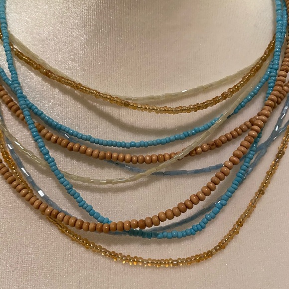 MULTI STRAND BEADED NECKLACE - Picture 2 of 5